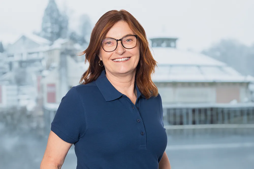 Claudine Petrongolo – Team Sekretariat der Gesundheitspraxis Löwen Center in Luzern