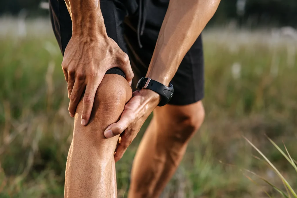 Knieschmerzen beim Wandern – Behandlung mit Physiotherapie in Luzern