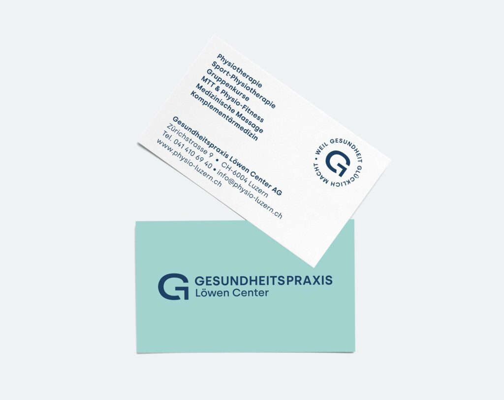 Visitenkarten mit dem neuen Logo der Gesundheitspraxis Löwen Center